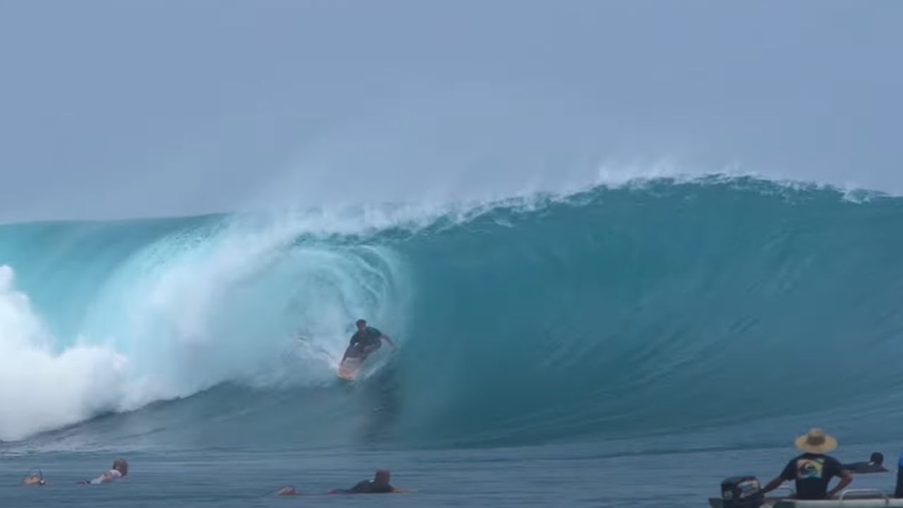 SUPER HEAVY WAVE SESSION - TELESCOPES MENTAWAI