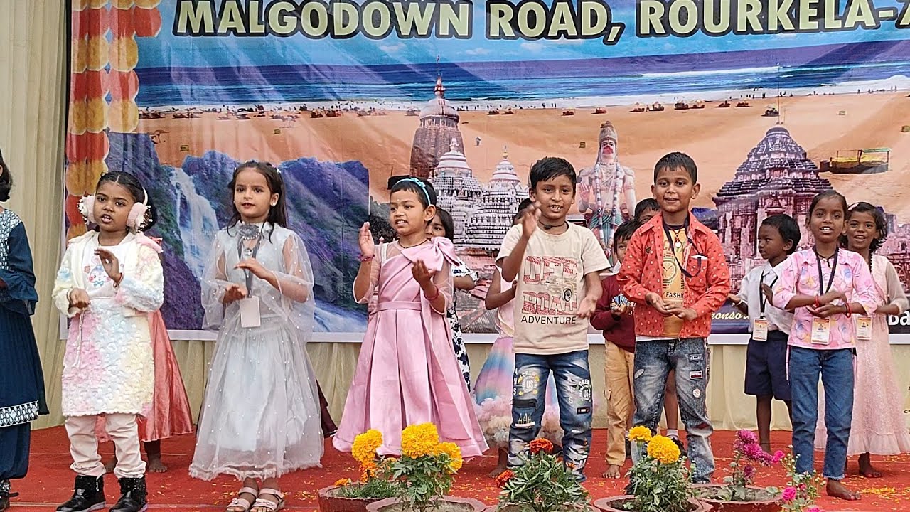 CLASS AND BALVATIKA STUDENTS PERFORMANCE IN ANNUAL FUNCTION 
