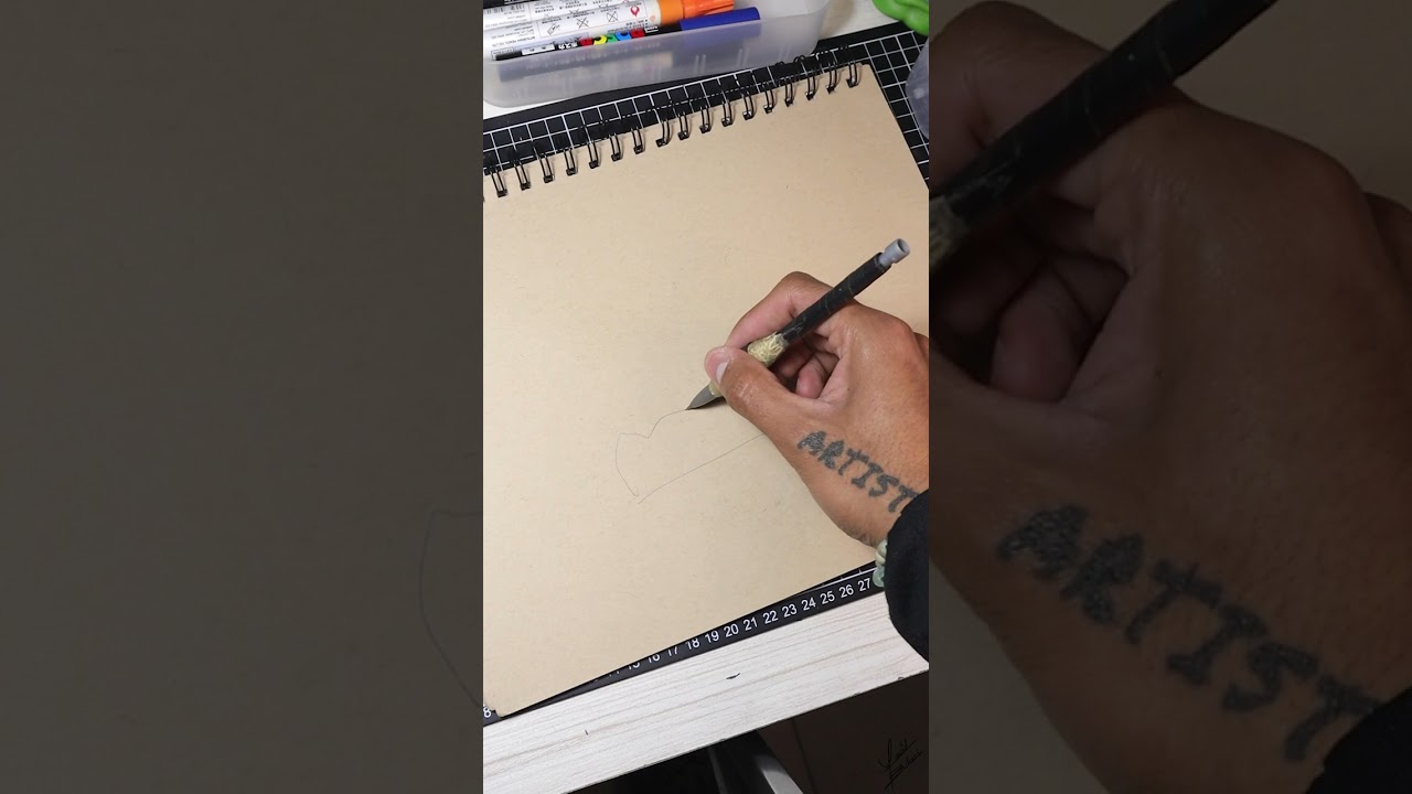 Cuando tu profe te ense&ntilde;a a dibujar 🤣  #dibujo #arte #artista #colores #comodibujar #dibujos