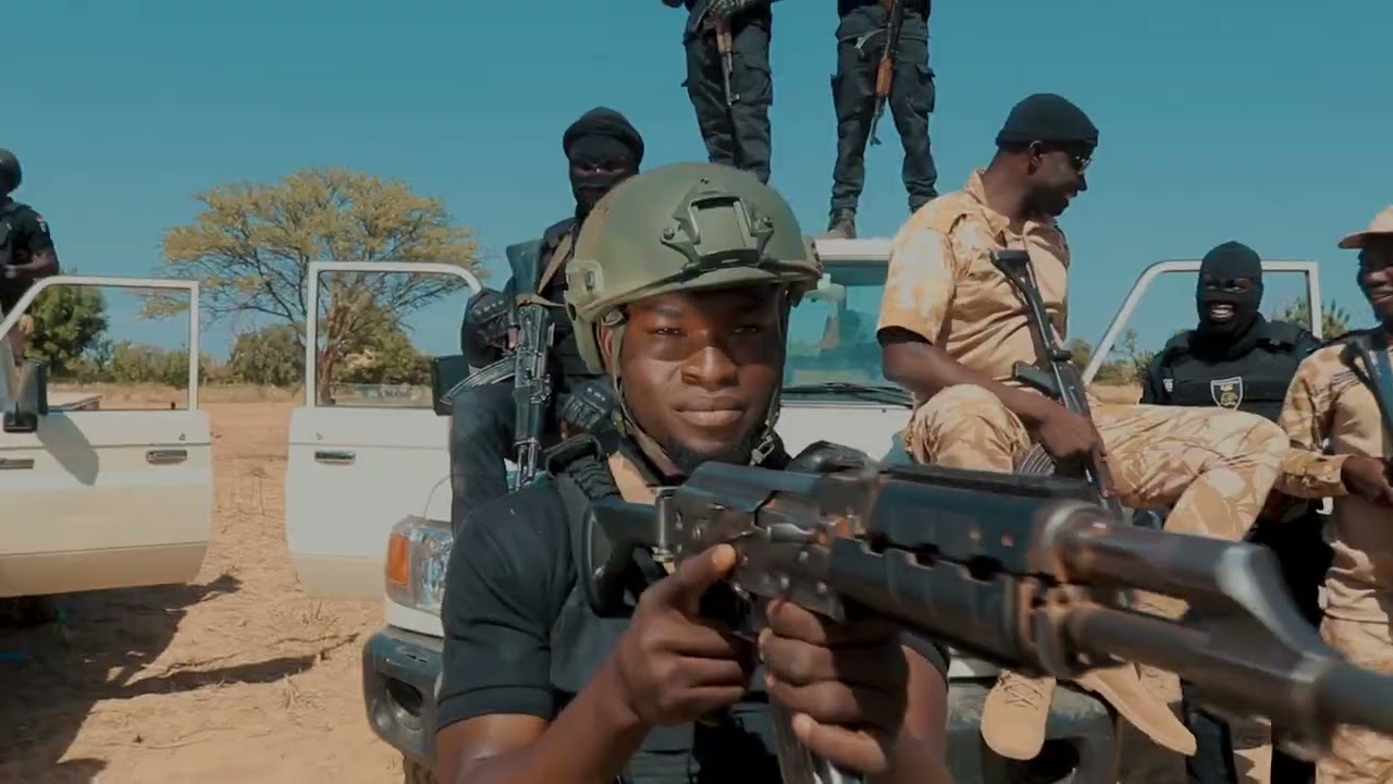 Capitaine_Alexis_5.4_-Le_Cri_du_Guerrier_-Clip_Officiel_