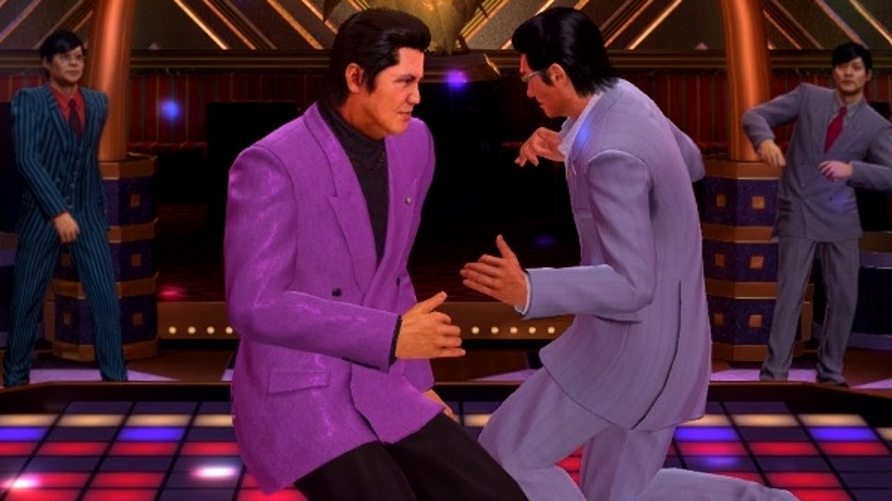 Awano Gets Bored And Challenges Kuze To A Disco Dance Battle