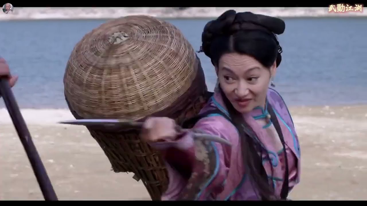 帶娃女子深藏絕世武功，孤身一人血戰群惡！💥 中國電視劇 | KungFu