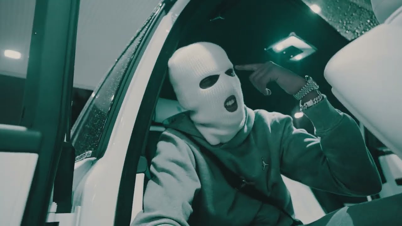 1.CUZ - Police (Official Video)