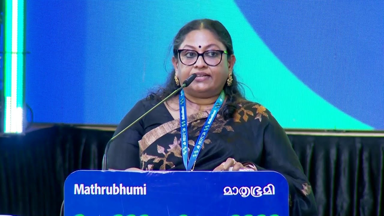 MBIFL ആദ്യ പതിപ്പിൽ, എൻ്റെ സെഷൻ കേൾക്കാൻ നിൽക്കുന്ന M P വീരേന്ദ്രകുമാറിൻ്റെ മുഖം ഇന്നും ഓർമ്മയുണ്ട്