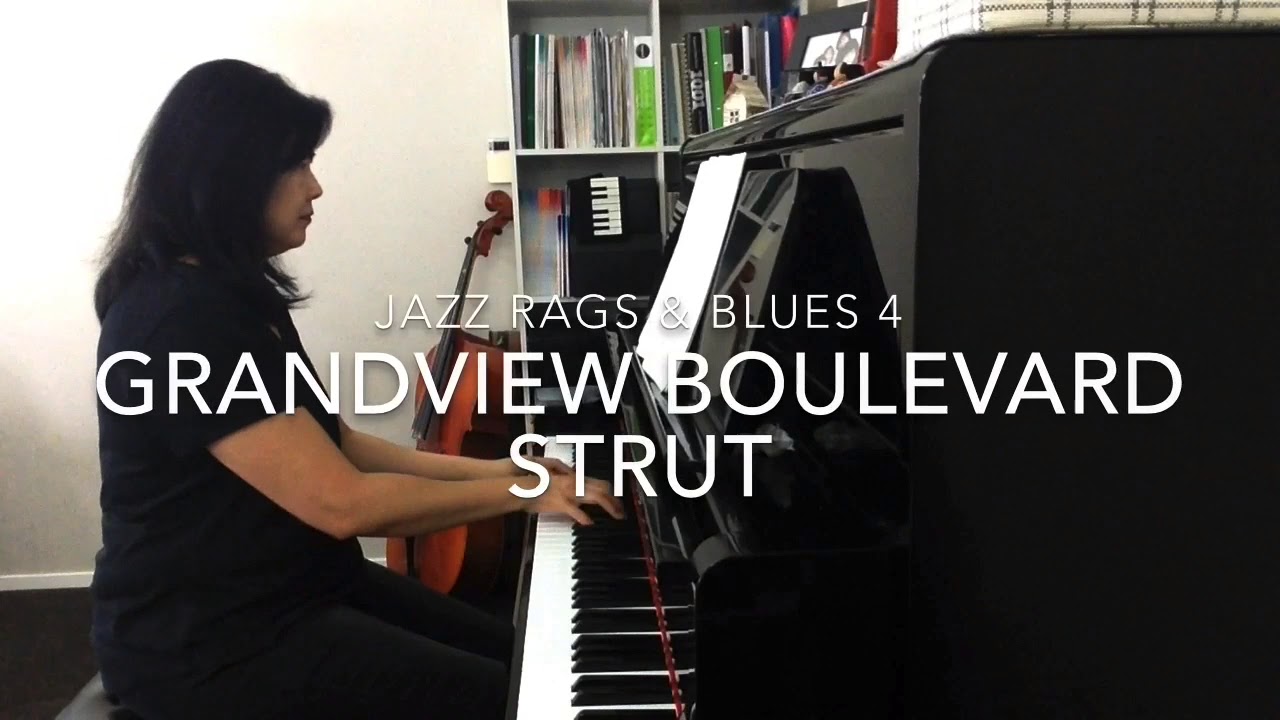 Grandview Boulevard Strut - Martha Mier