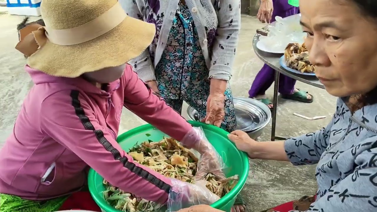 Cúng xóm Nam Hòa, tháng chạp 2025. 