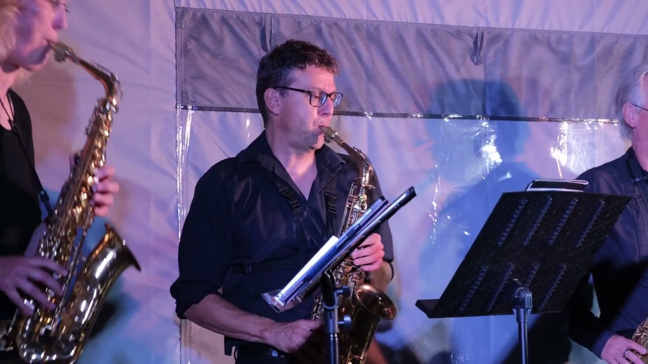 The Preacher - Saxophonquintett QWAIN & Drums