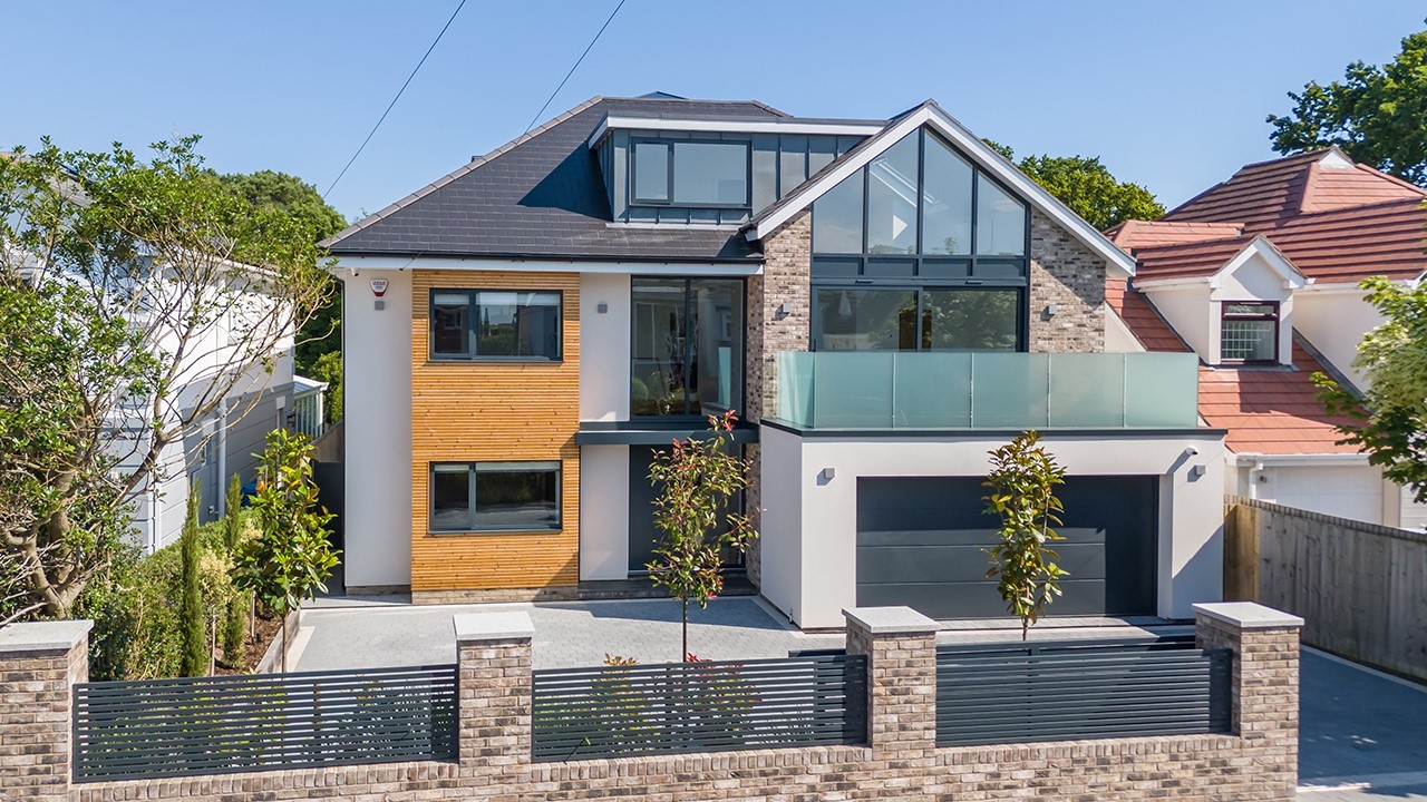 Coastal luxury in Lilliput
