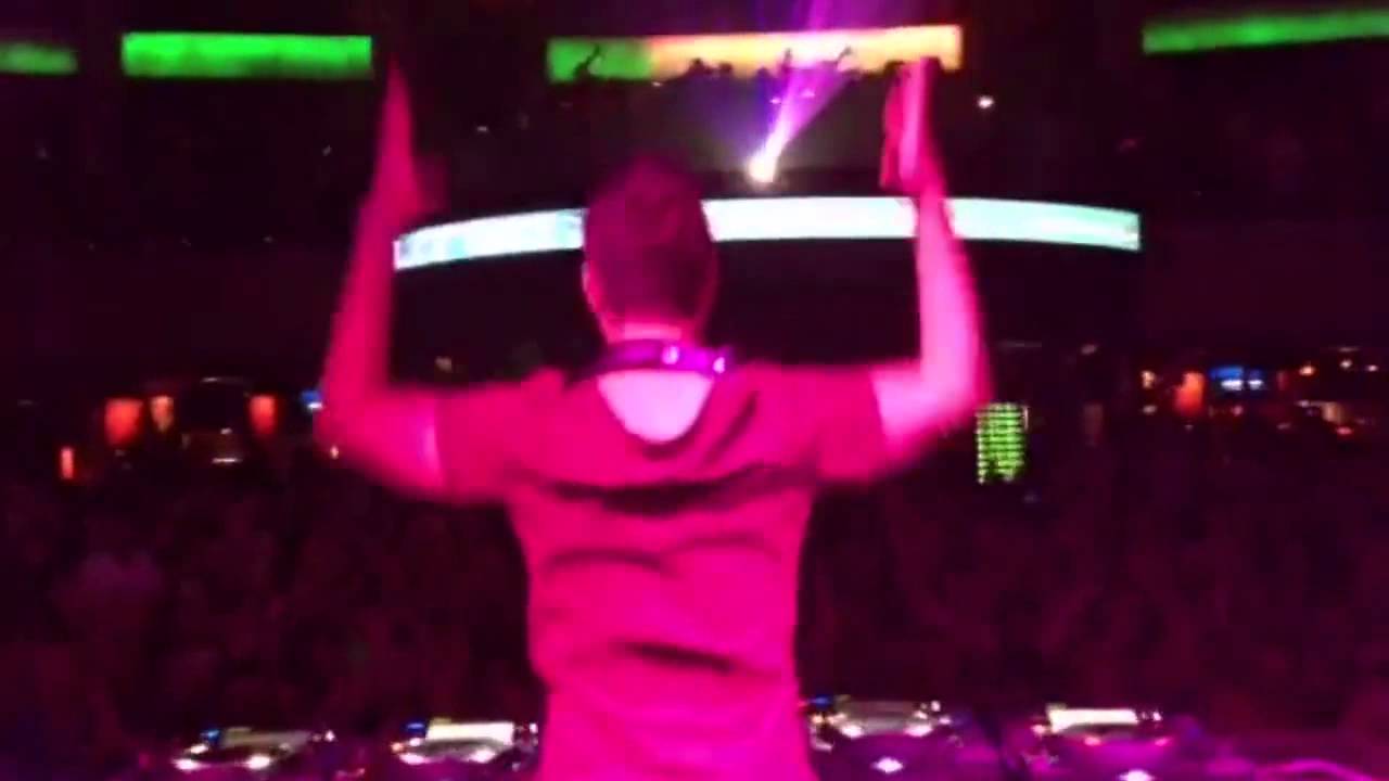 Sander Van Doorn dropping Flute