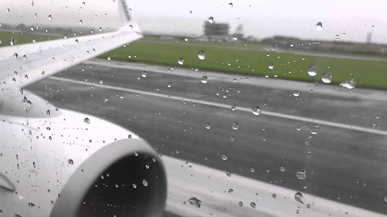Boeing 737-800 Wet Take off and Climbout Through Clouds