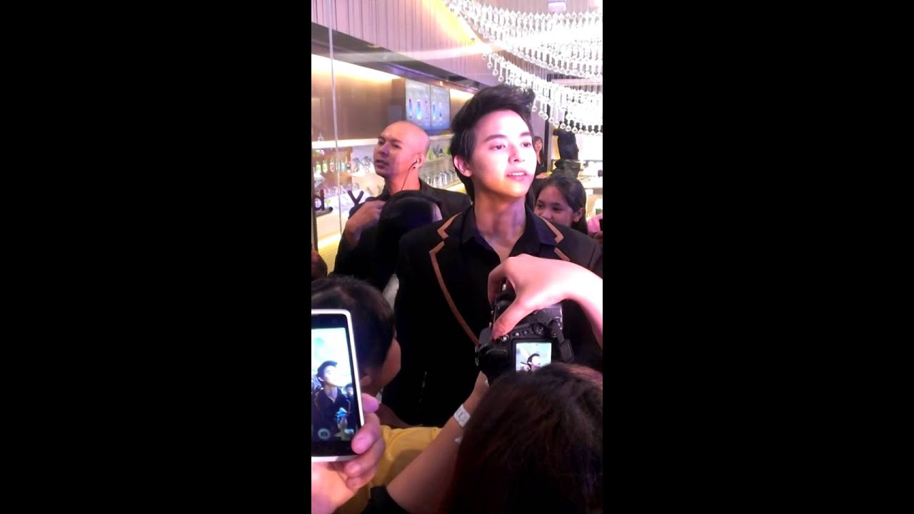 070714:James Jirayu after fashion show
