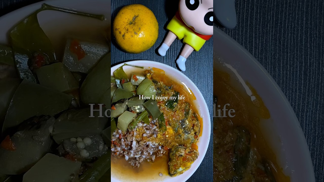 Realistic Dinner at Home: Nasi Merah, Sayur Asam, Ikan Balado 