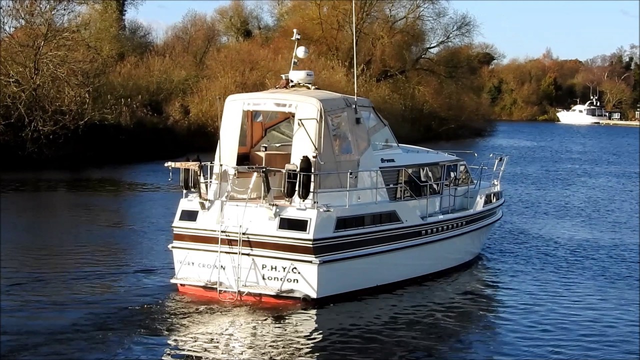 1981 Broom Crown 37 - Ivory Crown