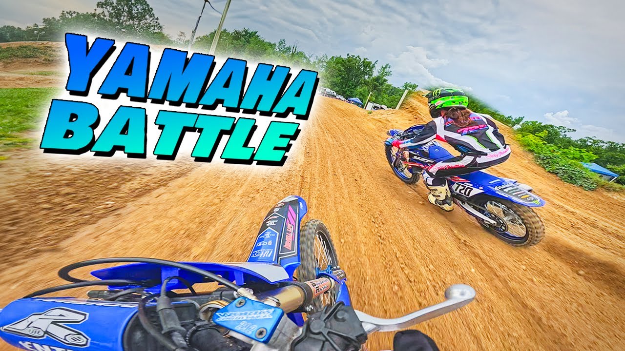 Yamaha 450 BATTLE At Morelands Motocross