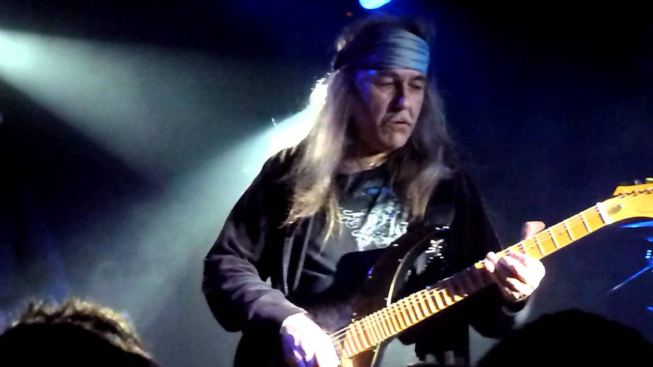 Uli Jon Roth 'Fly To The Rainbow' Rocktemple NL 12-1-2014 HD Quality