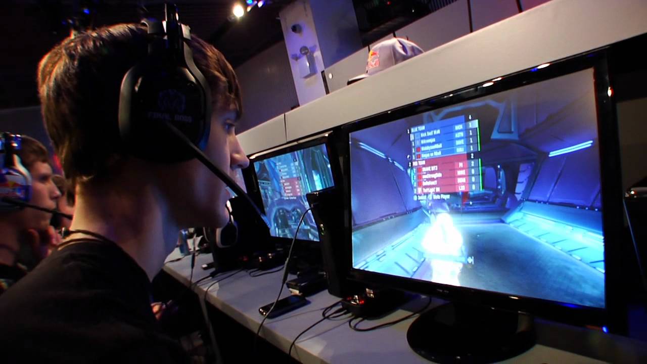 Halo: Reach training with Walshy, Strongside and Ninja @ Red Bull LAN - Day 2