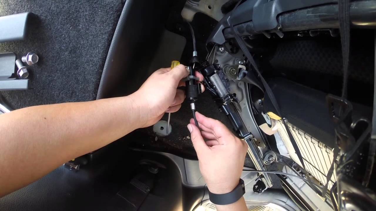 How to remove rear seats from Toyota Rav4