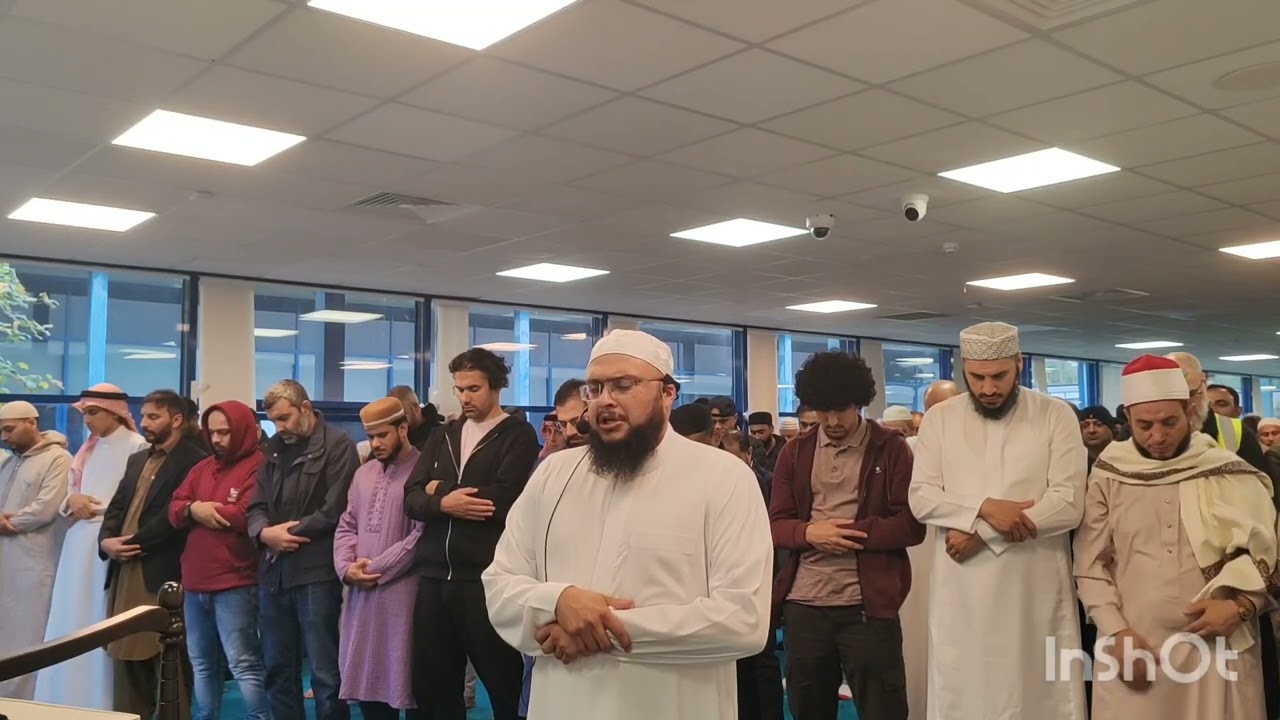 Jumuah Salah at Bracknell Masjid - 3/10/25
