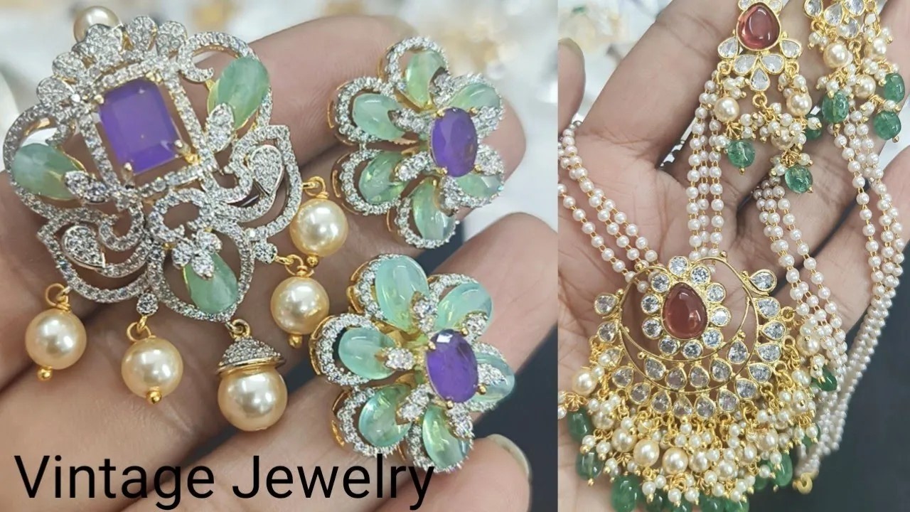 | 701393299| Pendantsets |vintage |Customisation available