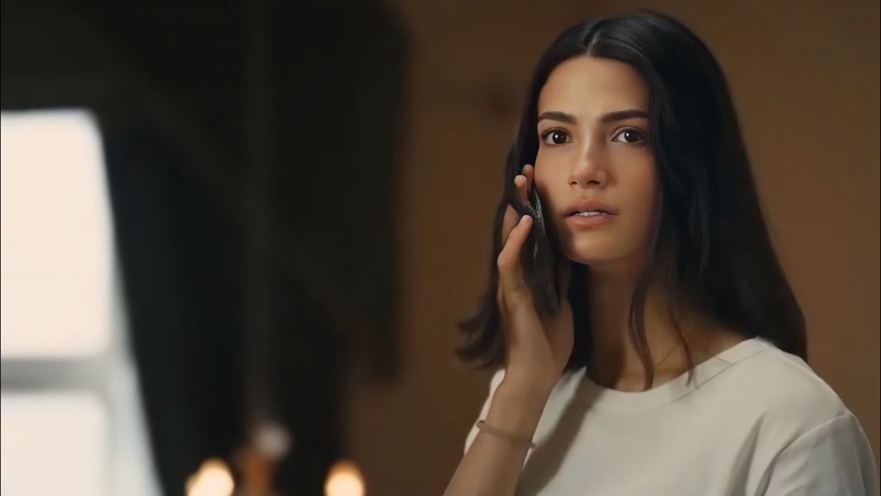 بعد كل رسالة مجهولة بتجيلها علي موبايلها بتحصلها مصيبة فبتدور علي الشخص اللي بيبعتلها الرسايل
