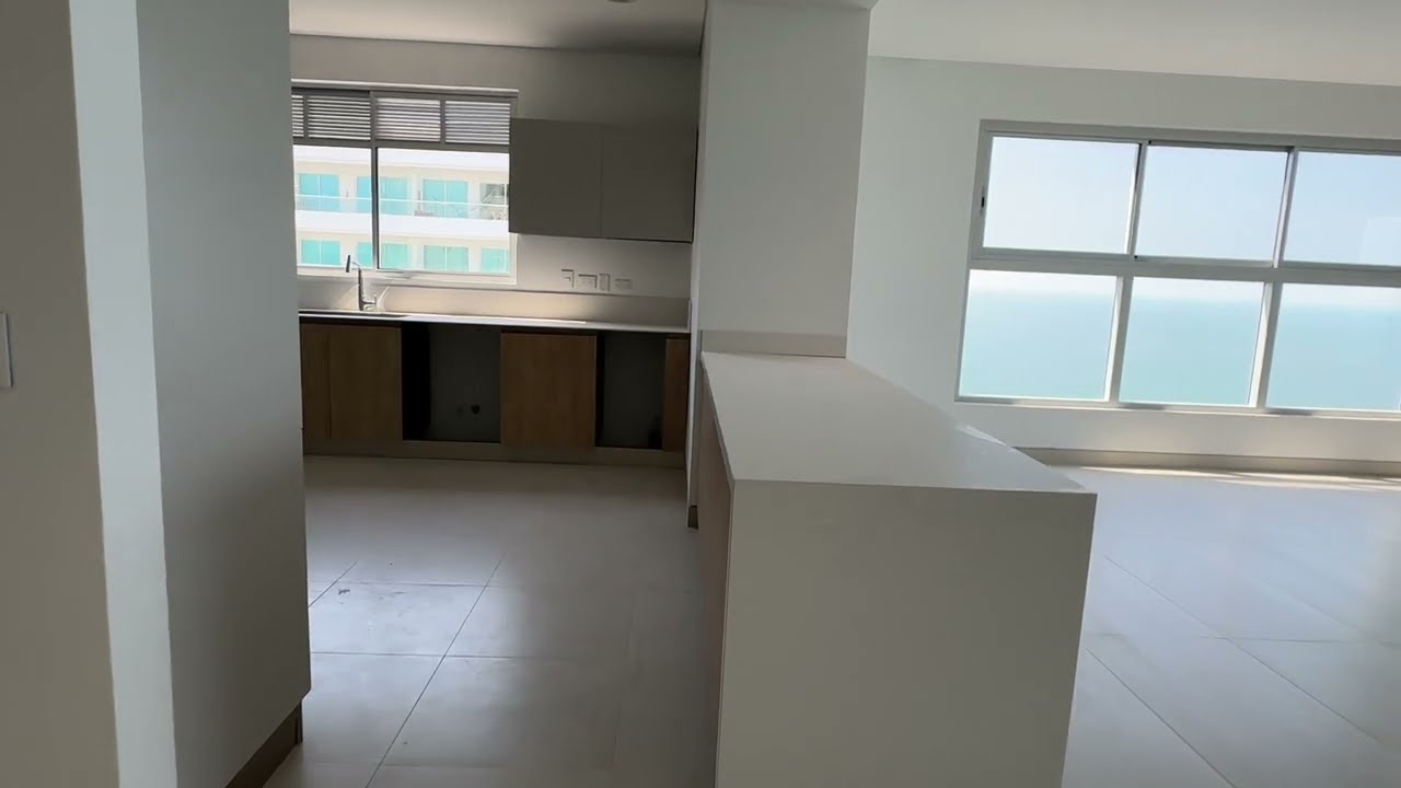 Se vende apartamento de 313mt, de 3 habitaciones en Bello horizonte, Santa Marta