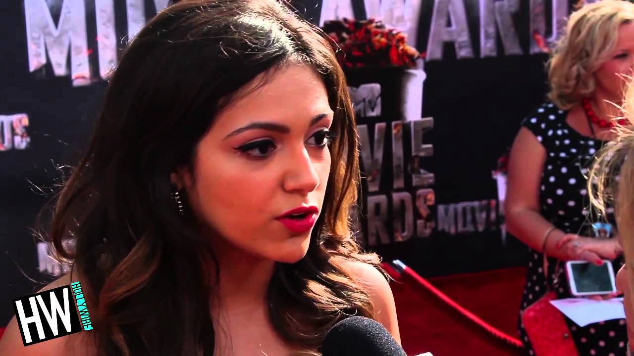 Bethany Mota Talks Red Carpet Fashion & 2014 Summer Collection! (2014 MTV Movie Awards)
