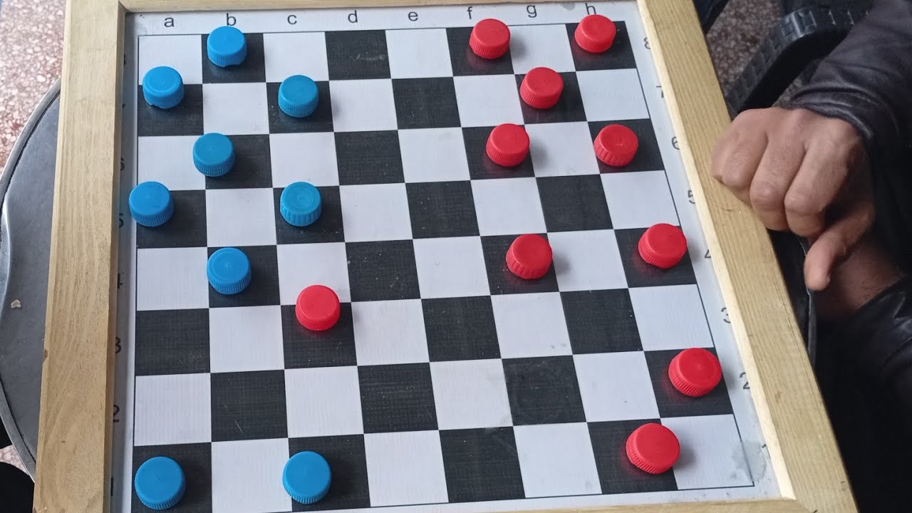 😱 توفيق الروس 🆚 بوغالب المرميطي 😂… مواجهة نارية فـ لعبة الداما! من الغالب؟ #checkers #الضامة 