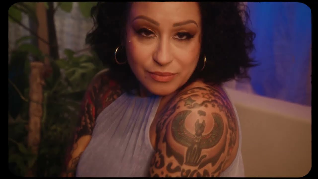 Latina Bombshell - Nadie Como Yo (Official Video)