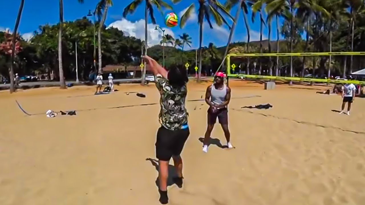 Agent Takes Over A Beach in Hawaii!