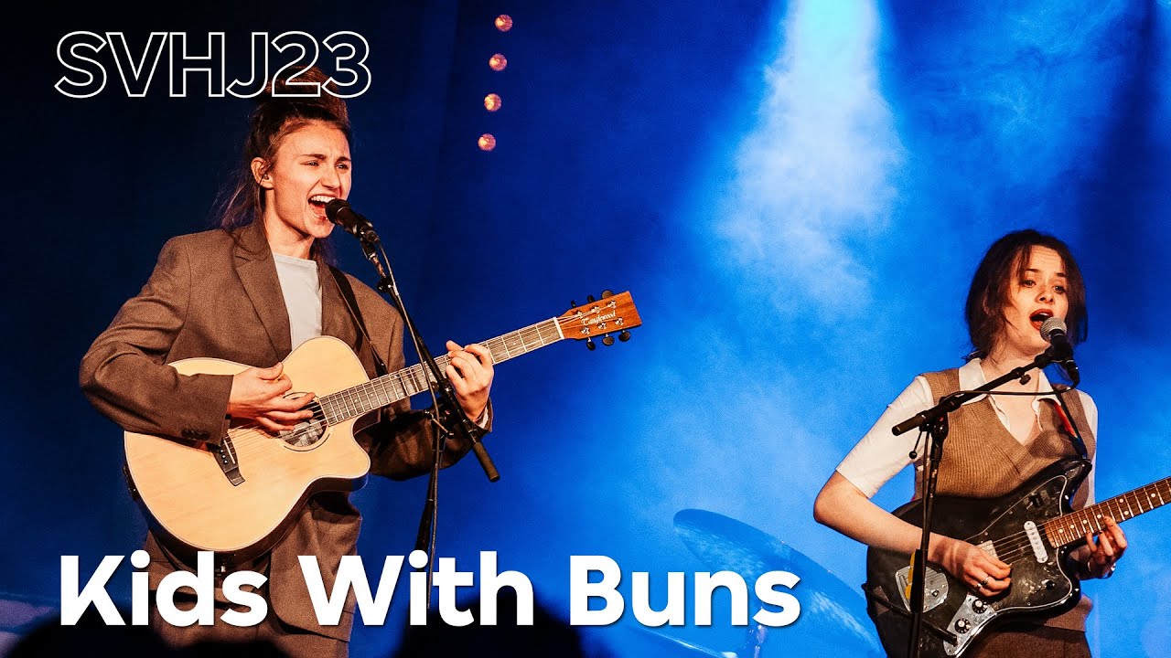 Kids With Buns - Clutter & Nothing New (live at Song van het Jaar 2023)