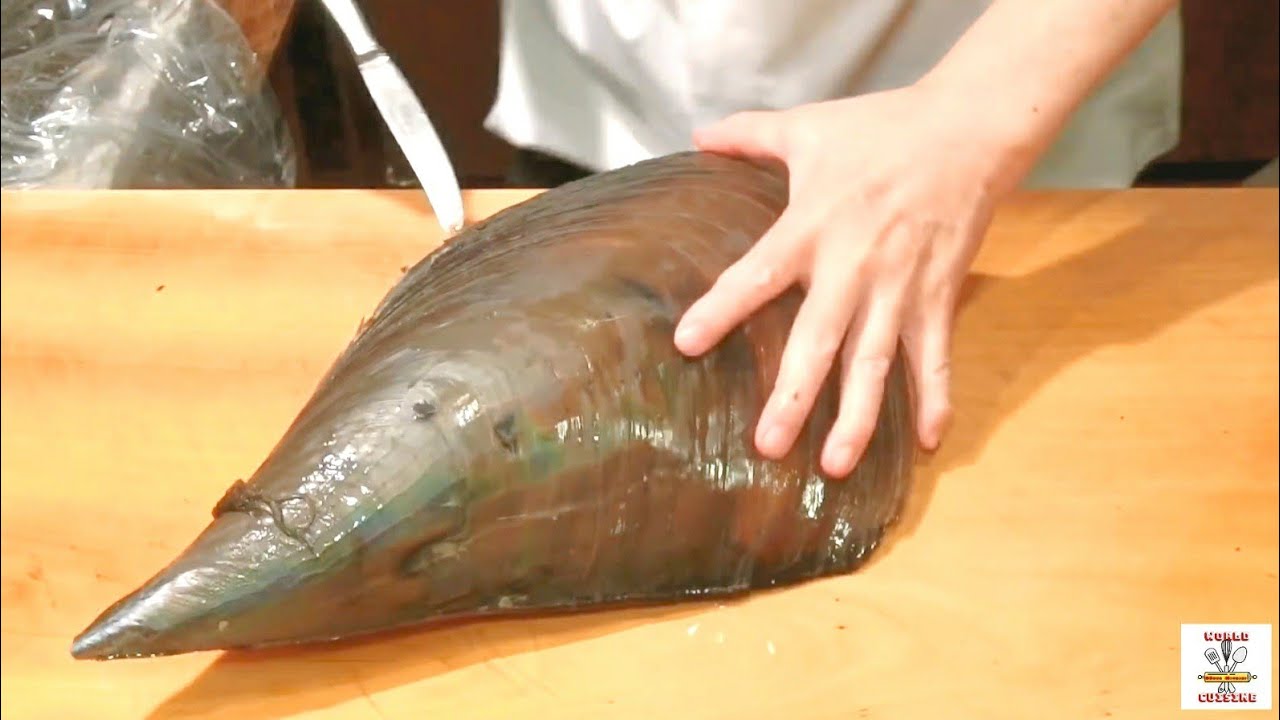 Giant Clam SCALLOPS Sashimi | JAPANESE Food...