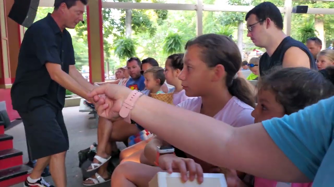 Holiday World Juggling show!