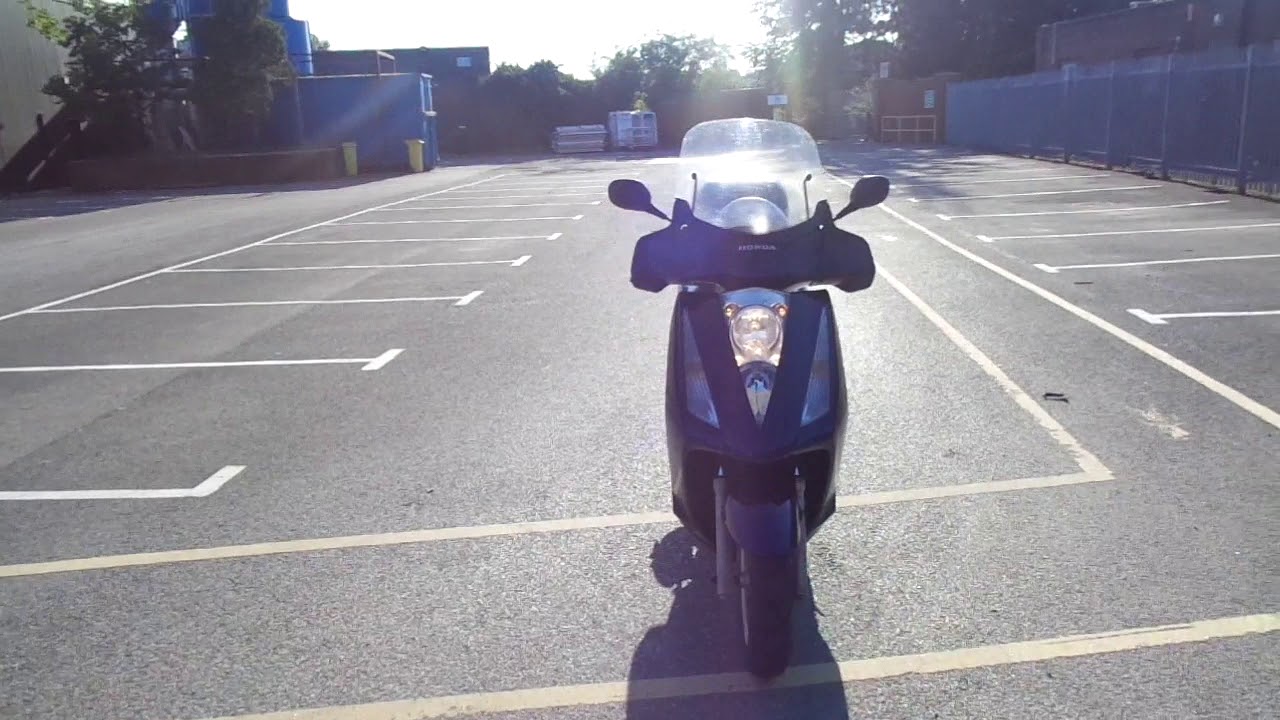 2006 HONDA FES125 PANTHEON 4T LEARNER LEGAL MAXI SCOOTER REFURBISHED VGC NEW MOT