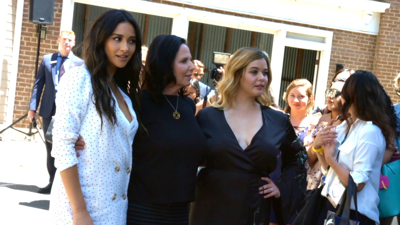 PRETTY LITTLE LIARS | WARNER BROS. STUDIOS