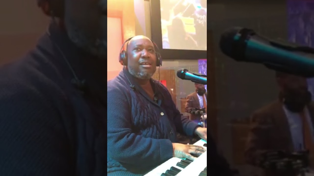 Organist Crazy Praise Break #Top10musicians