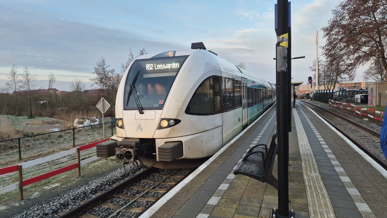 Rare! Departure Arriva GTW 2/8 323 