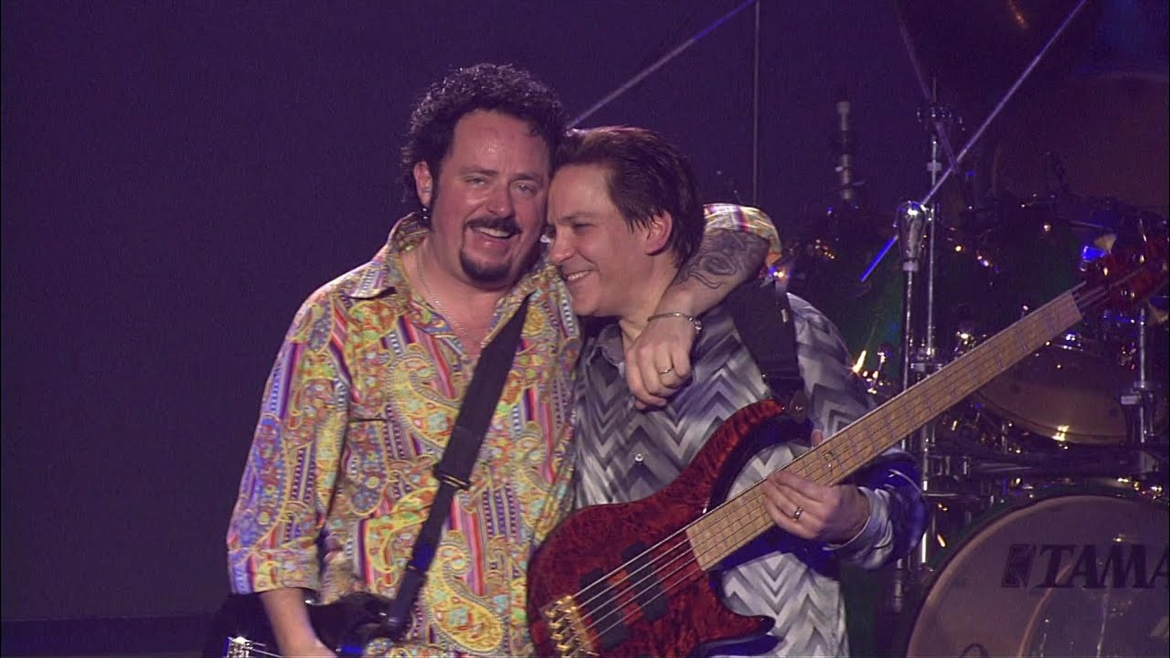 Toto - Hold The Line/I Can't Get Next To You (2003) [HD] (CC)