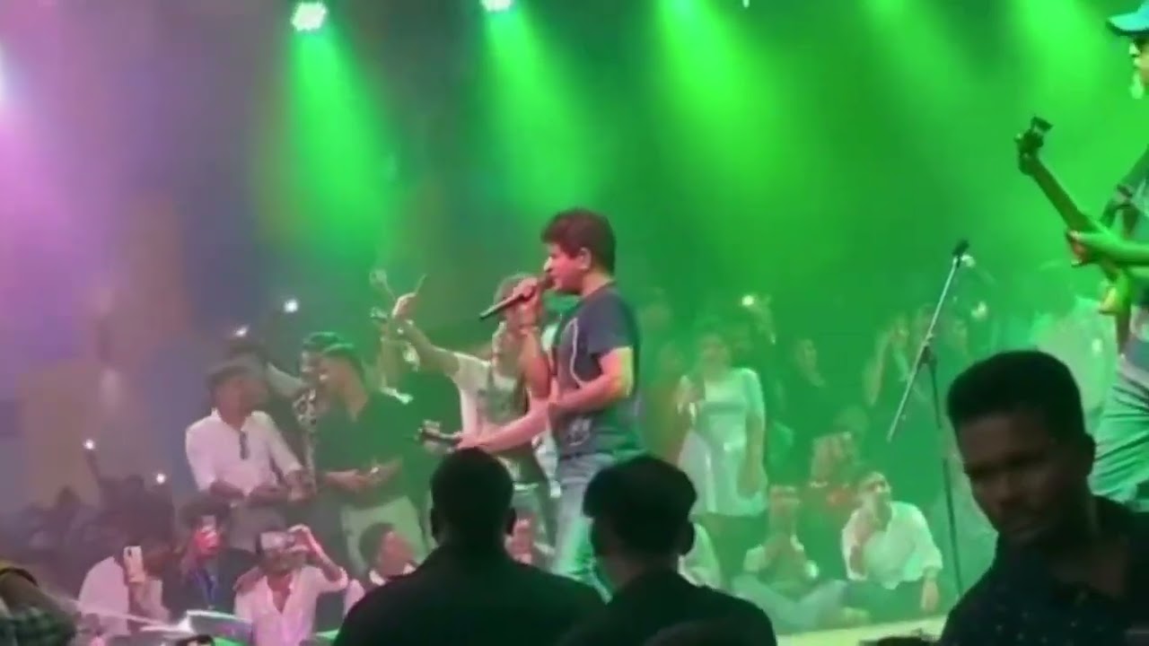 Singer KK&rsquo;s last stage show before death Aankhon Mein Teri 🥺😞 | KK death | Singer KK dead Kolkata