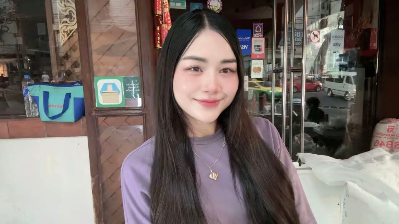 LIVE Street Café - Welcome Family 🤗 Ploysai Coffee Lady in Bangkok Thailand - Thai Street Food