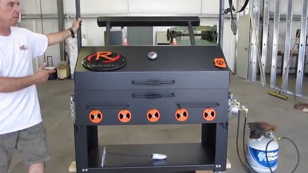 Scottsdale Cooker LP Gas or Wood / Charcoal Fired Grill