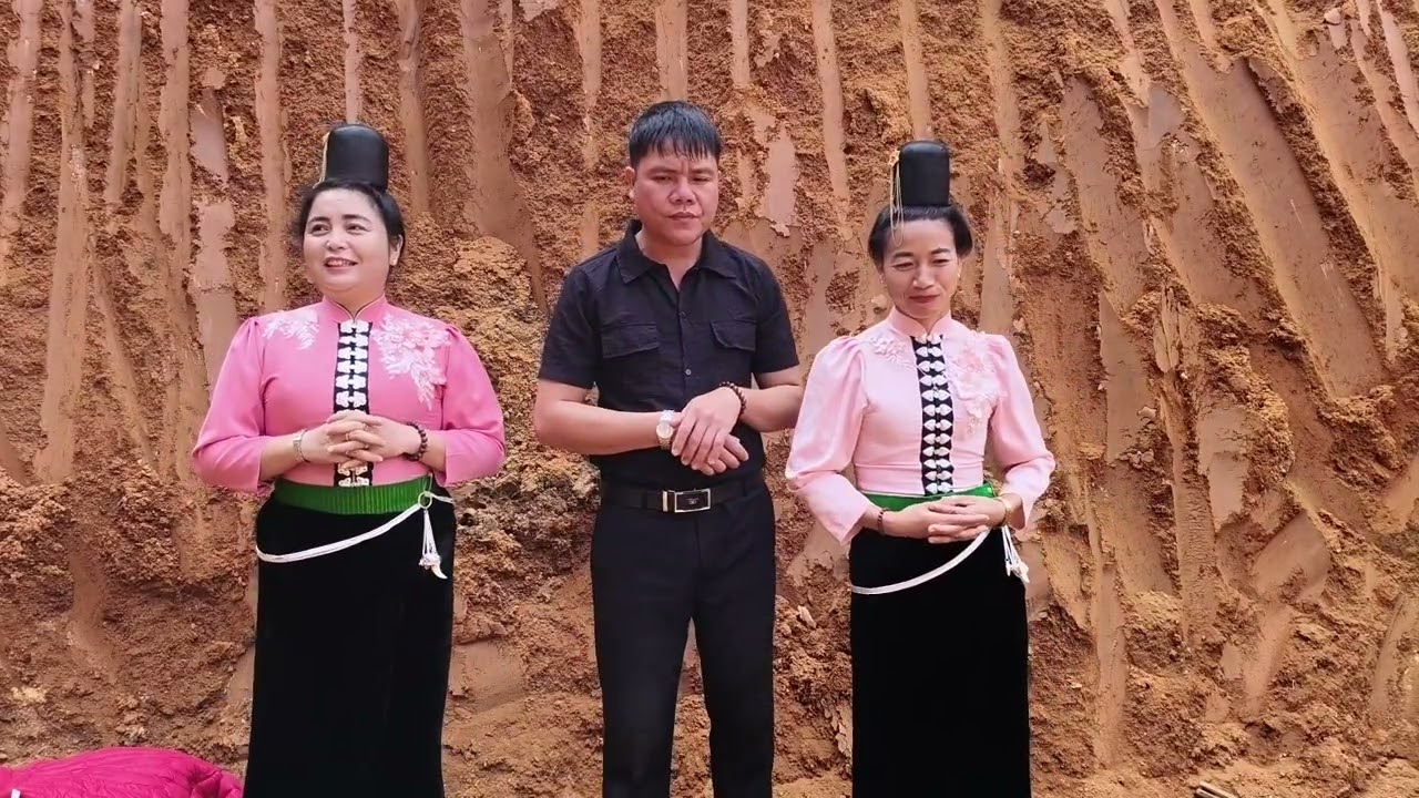 Khắp sắng cằn pi nọng ơi tỏn phăng