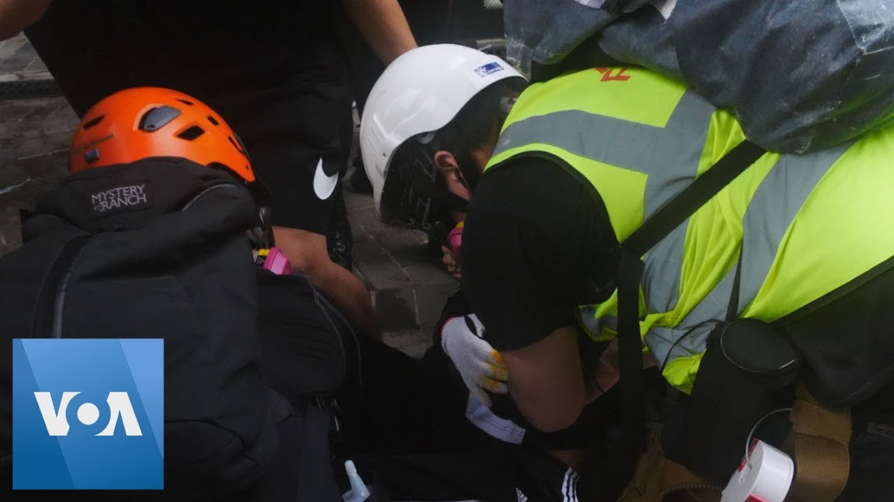 Hong Kong Protesters Battle Police in Streets