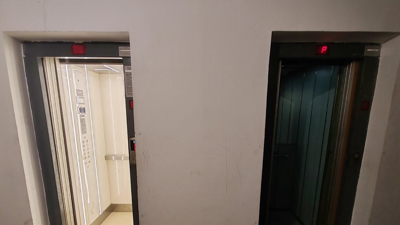 Doua lifturi IFMA T152 (unul modernizat) in cartierul Zorilor, Cluj-Napoca