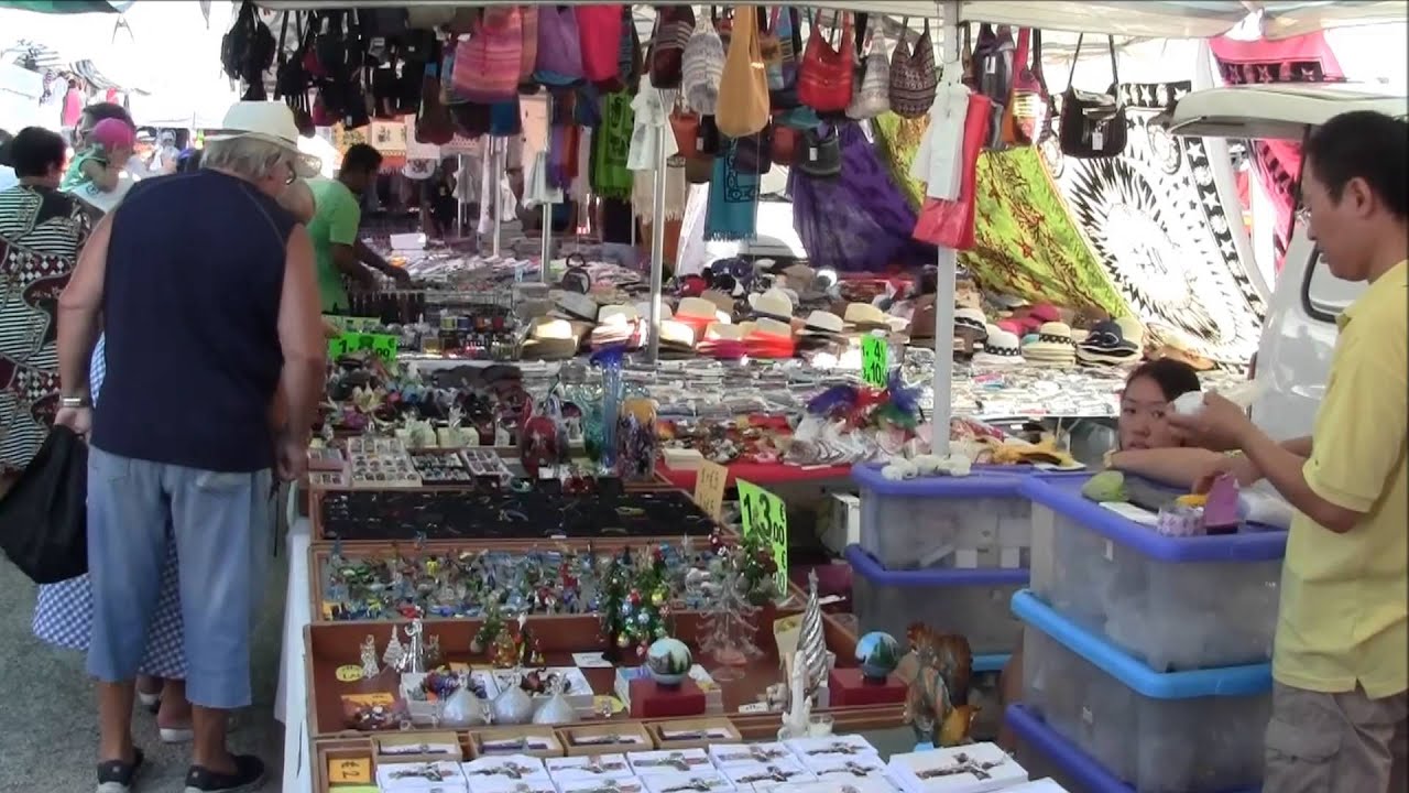 Der Cavallino Wochenmarkt  bei Jesolo