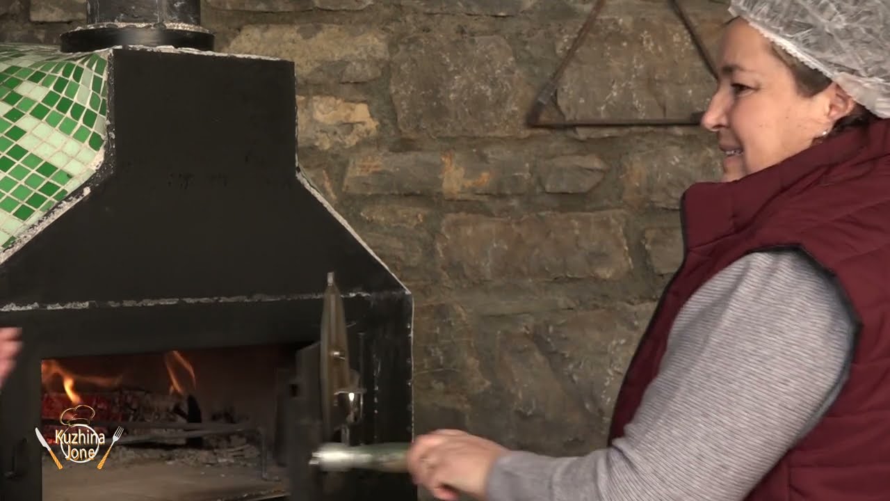 Kuzhina jonë - Fli me miell të kallamojt -  Ramize Osmani