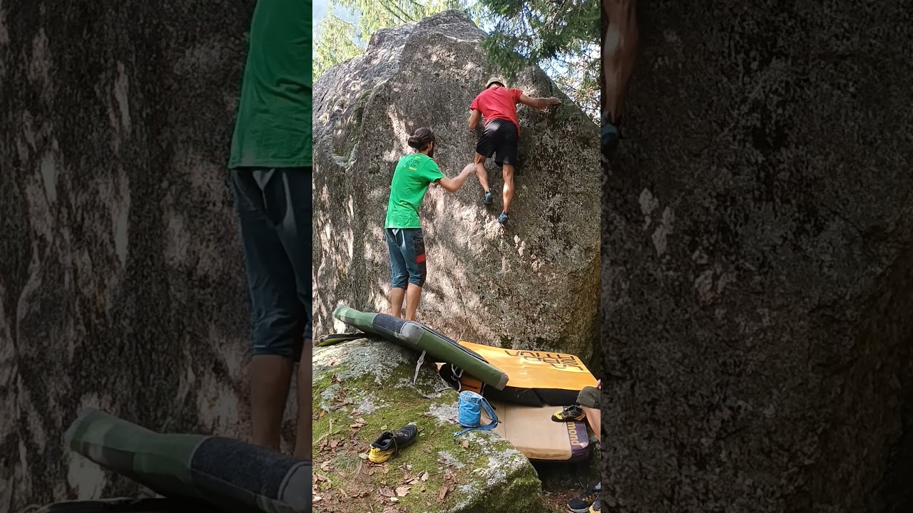 Lo squalo 13G 6a Campeggio Valmasino Boulder