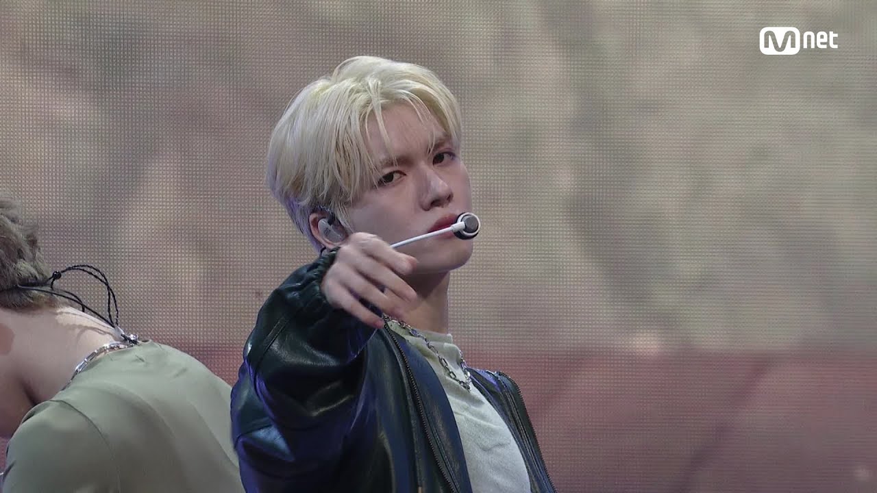 POW(파우) - Wall Flowers #엠카운트다운 EP.909 | Mnet 251016 방송