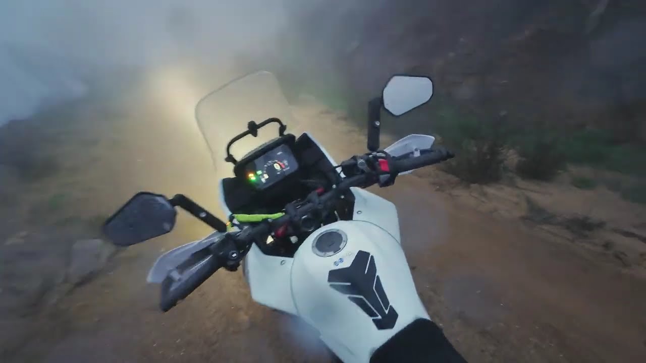 Honda NX500 off-road ride in fog / Dunlop Trailmax Raid test | 4K