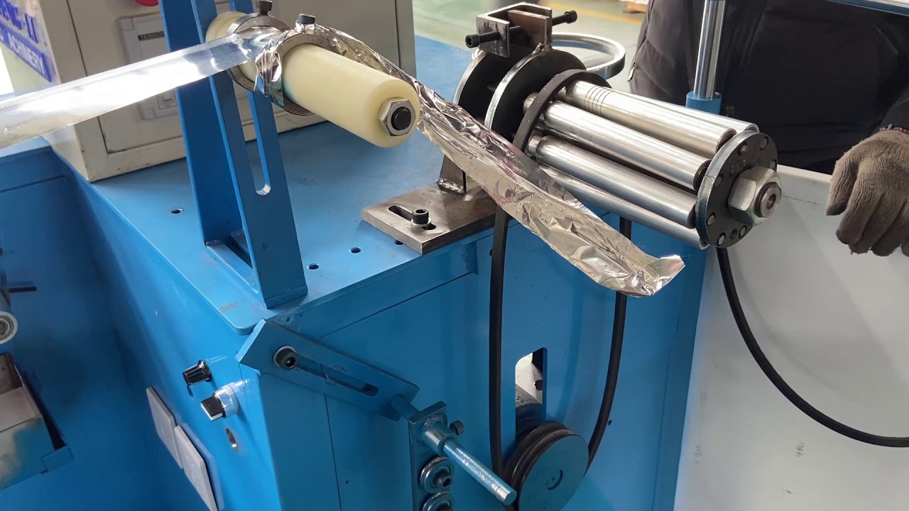 Aluminum foil flexible spiral duct machine