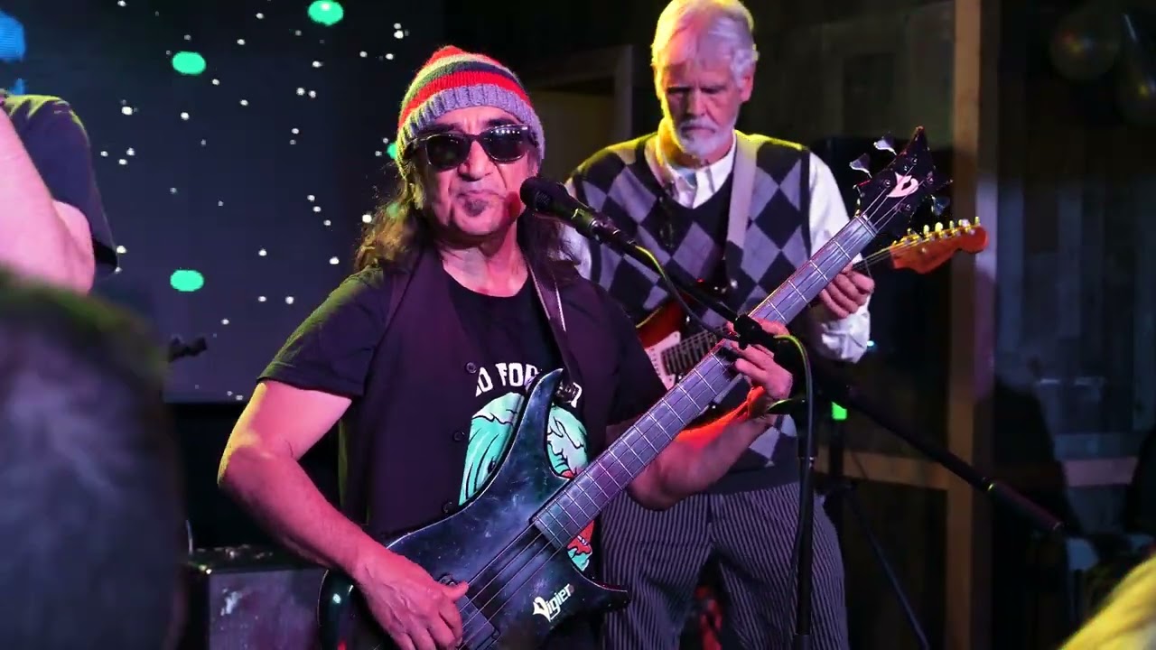 Only Makes Me Laugh (Oingo Boingo Former Members live at Liquid Joe’s, December 28, 2024, Evening)